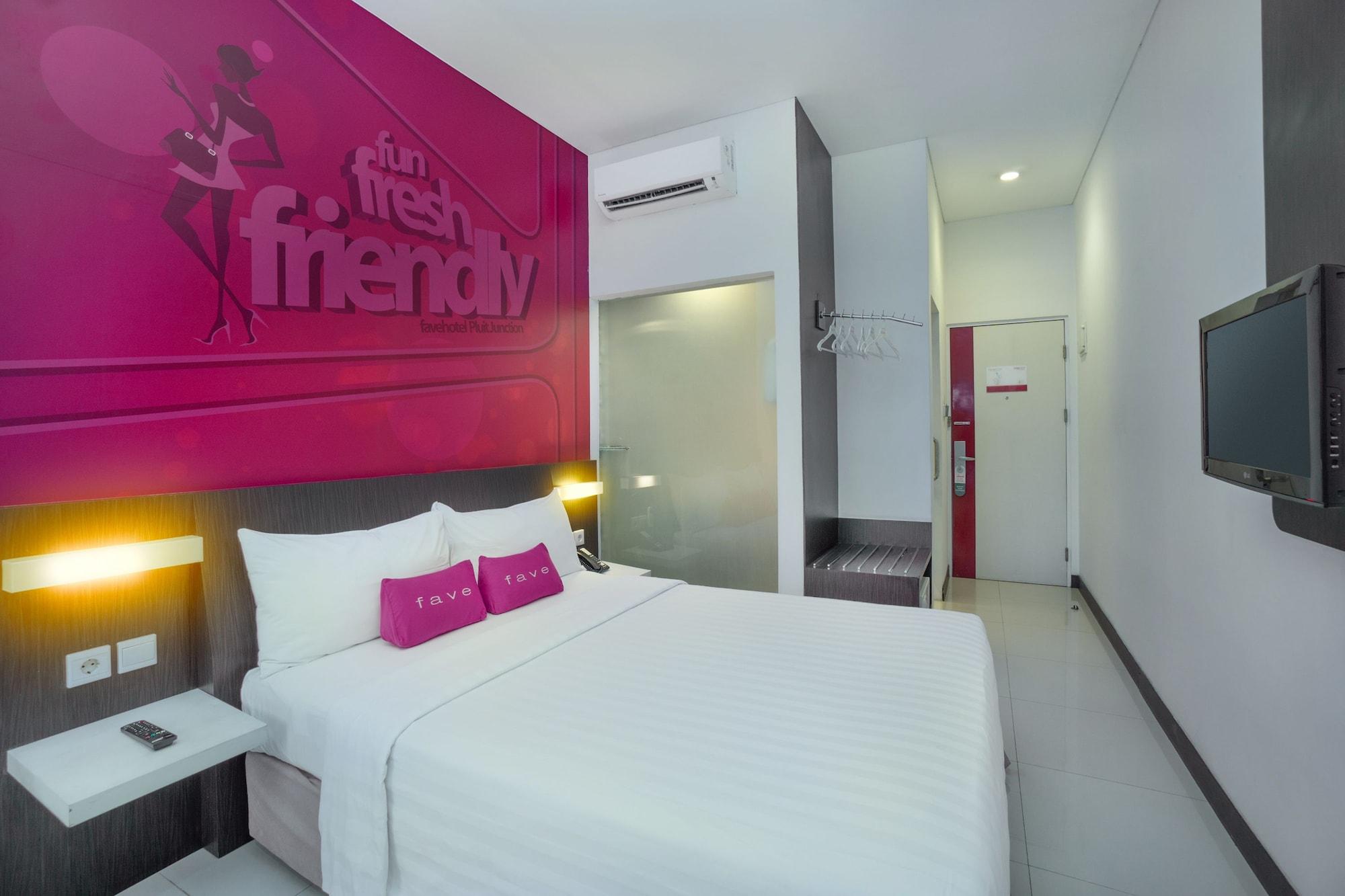 Favehotel Pluit Junction Giacarta Esterno foto