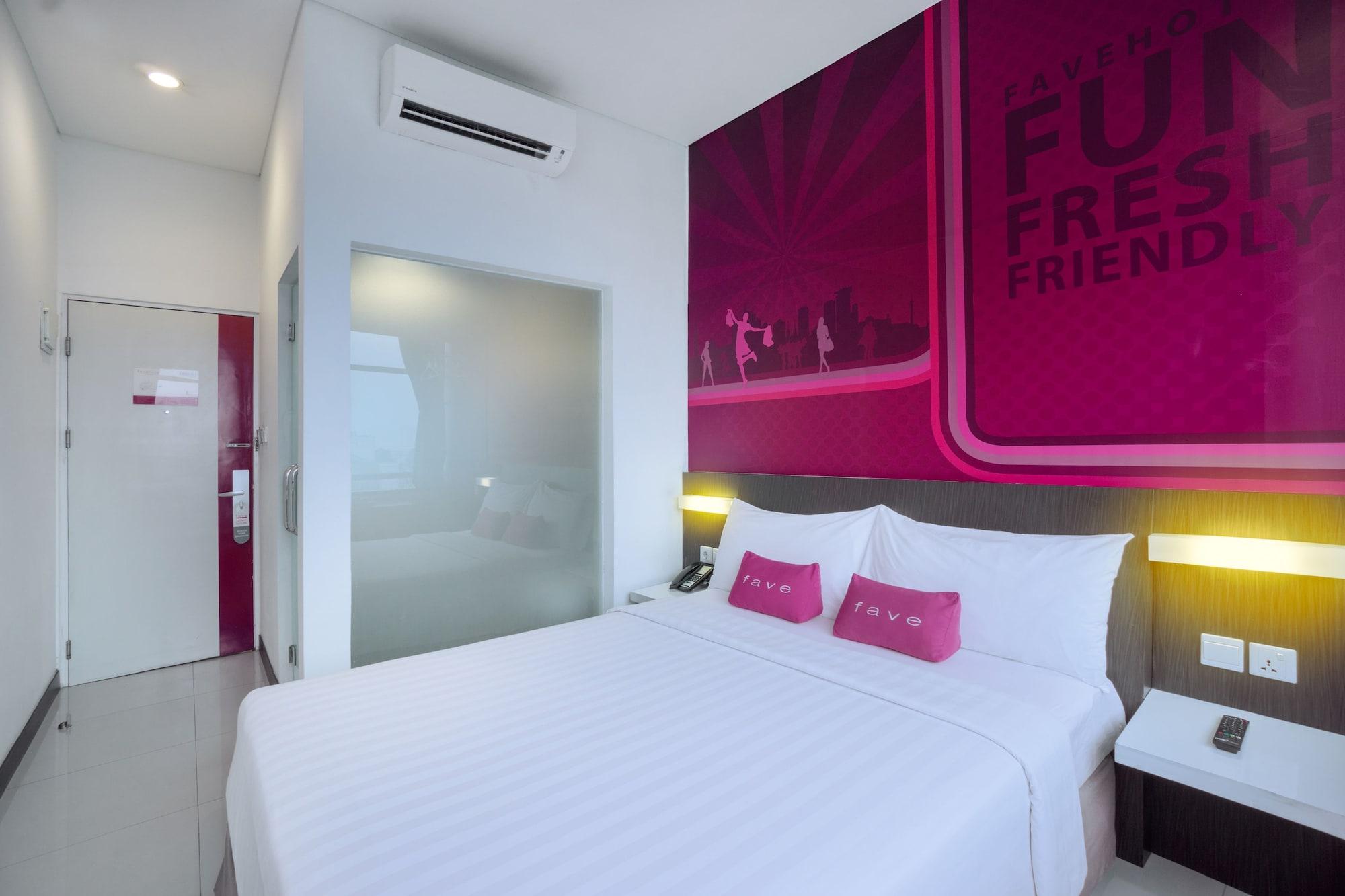 Favehotel Pluit Junction Giacarta Esterno foto