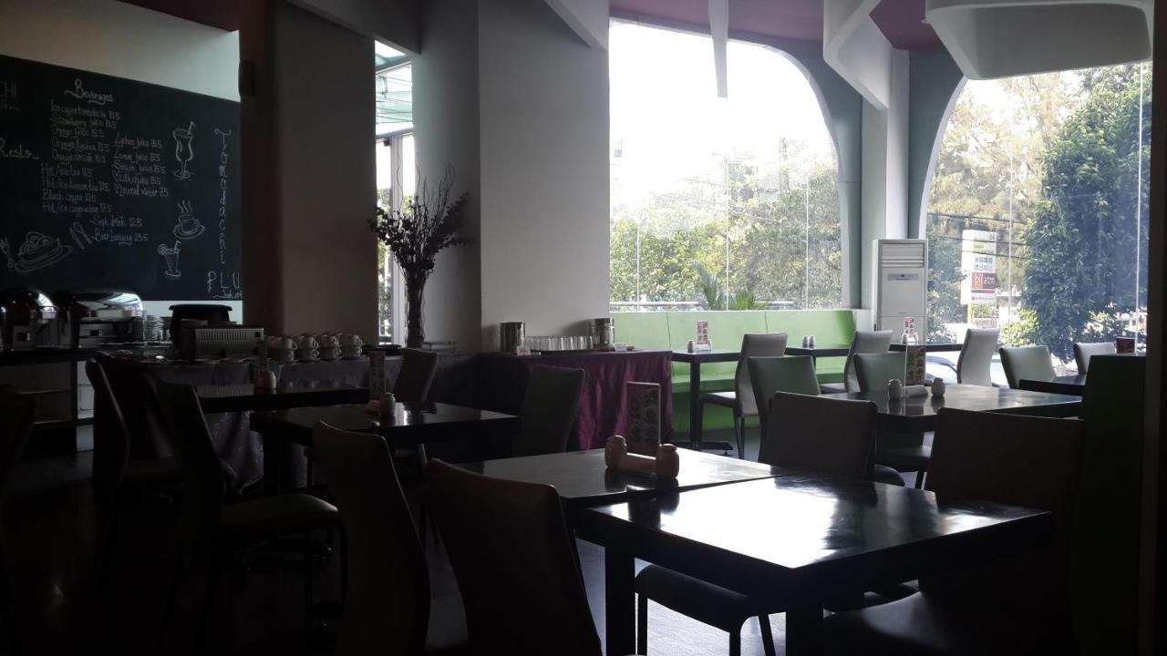 Favehotel Pluit Junction Giacarta Esterno foto