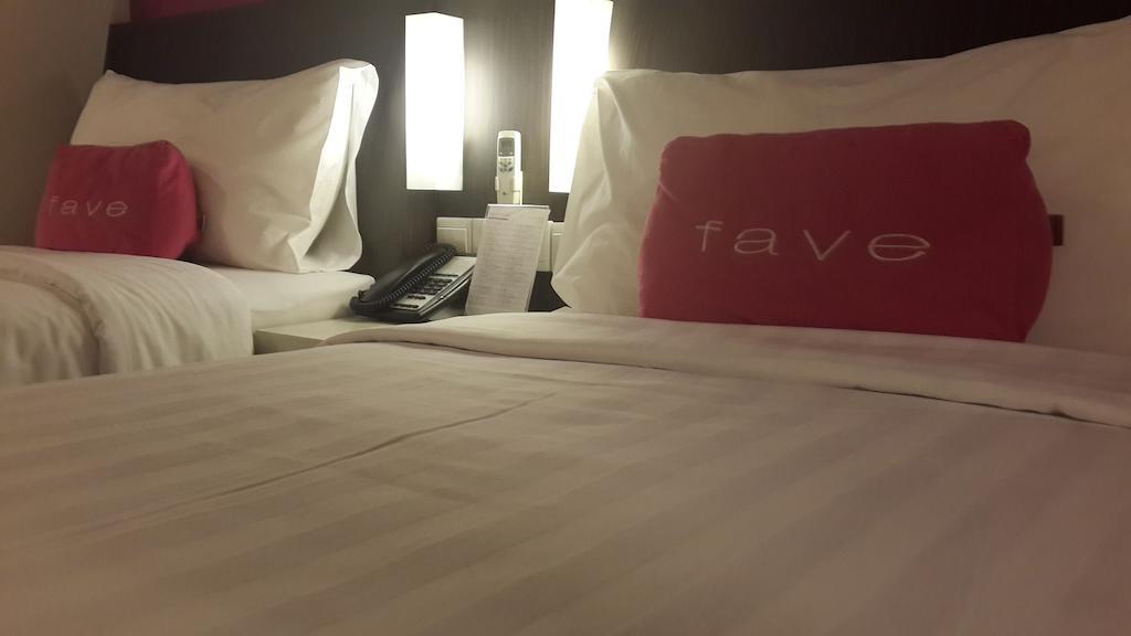 Favehotel Pluit Junction Giacarta Esterno foto