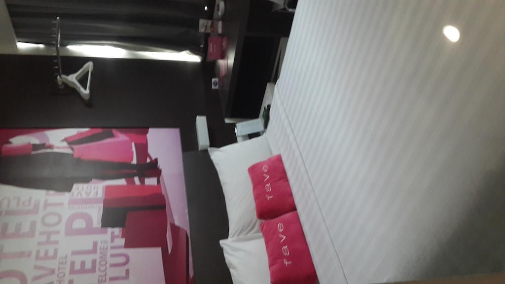 Favehotel Pluit Junction Giacarta Esterno foto